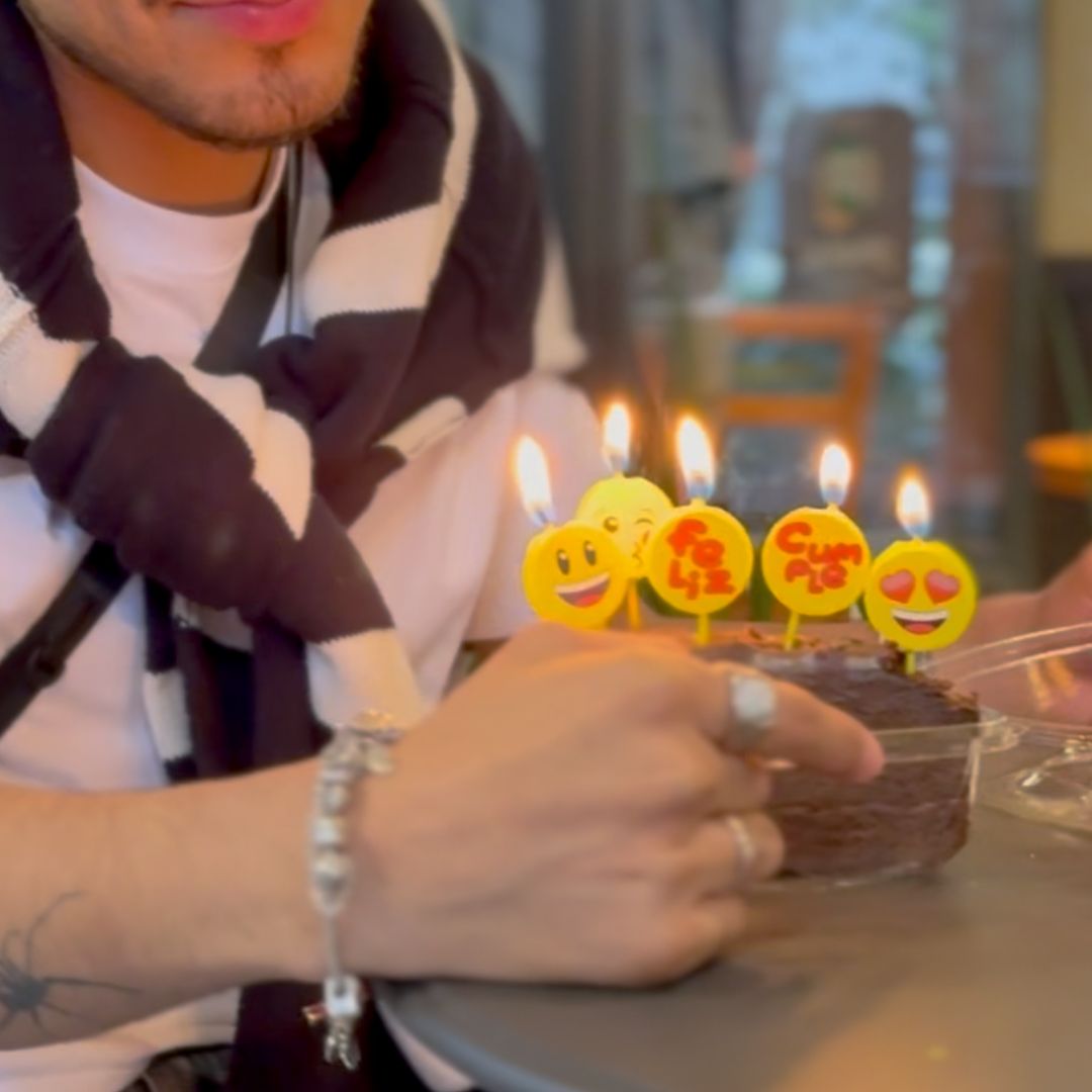Modelo emojis